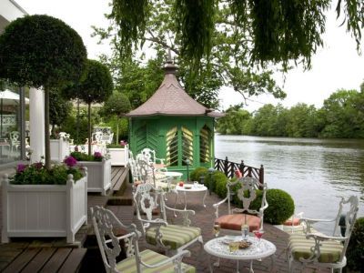Waterside Inn ブレー エクステリア 写真